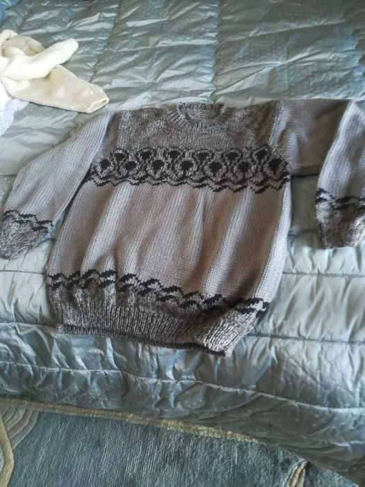 Casaco malha feito à mão em lã - Caracolinho e camisolas poveiras