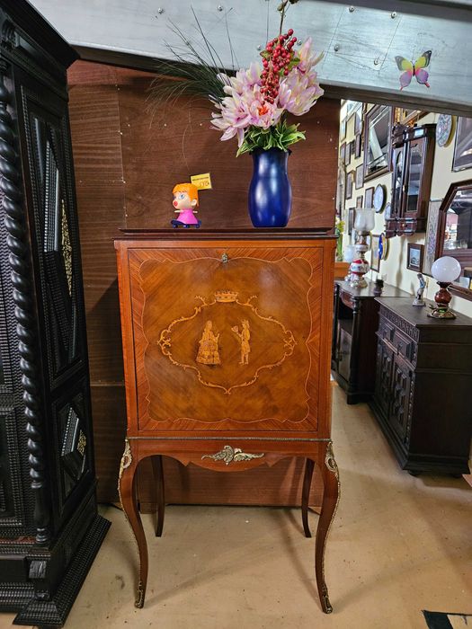 Móvel bar antigo em madeira - óptimo estado geral