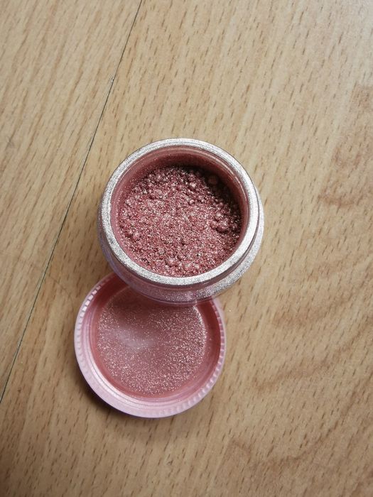 Bell sypki cień sugar sprinkle 02 pink praline srebrny różowy chlodny