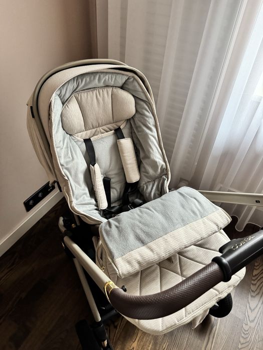 Візочок Venicci Tinum Upline