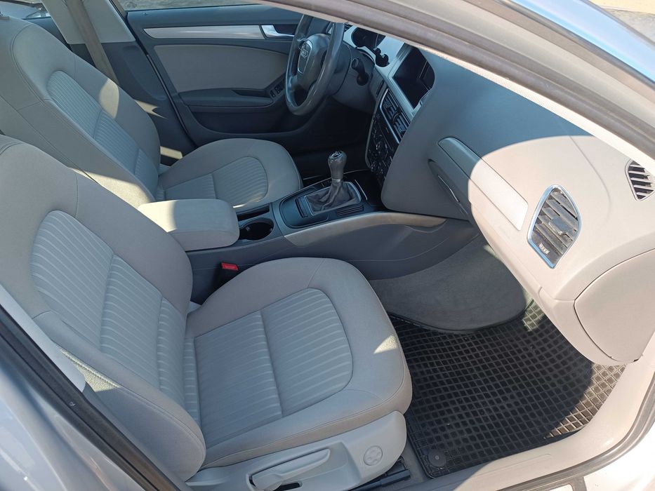 Sprawny Klimatronik Udokumentowany Przebieg Jasne Wnętrze Alufelgi