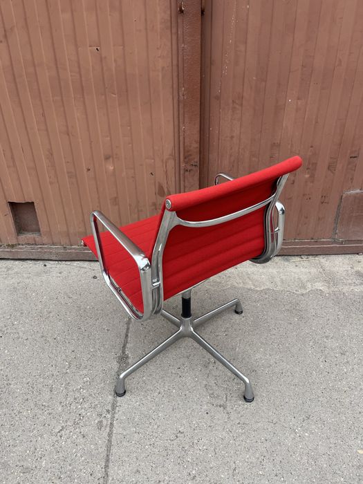 Krzesła fotele vitra ea 108 oryginalne