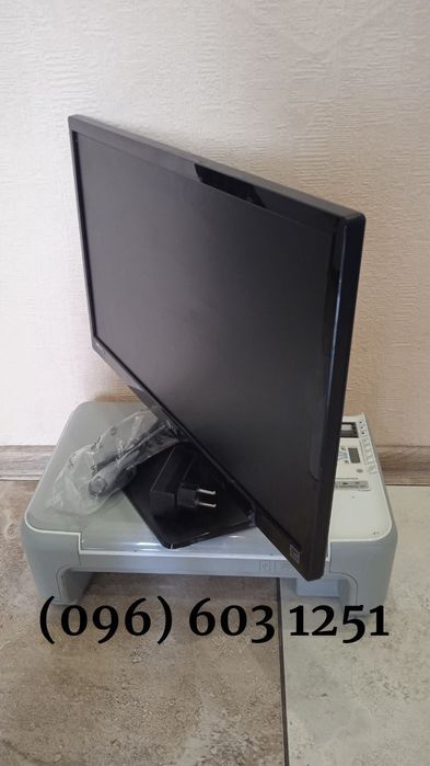 IPS Монітор 22" LG Electronics IPS224T (DVI+VGA) Full HD 1920x1080