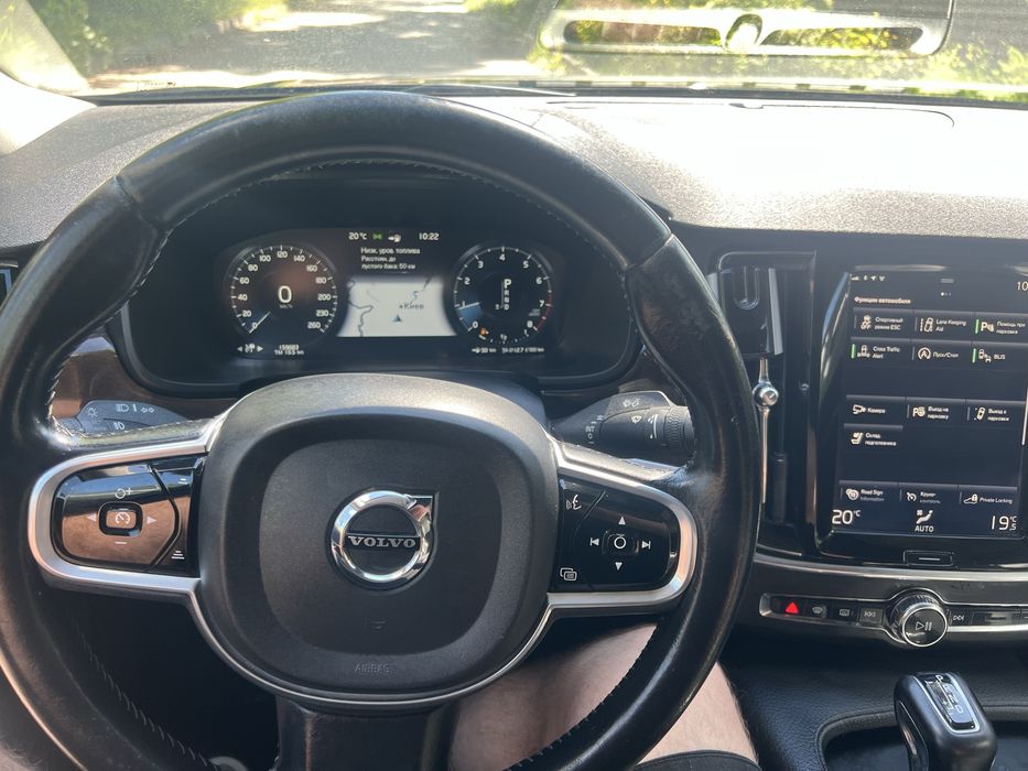 Продам Volvo s90