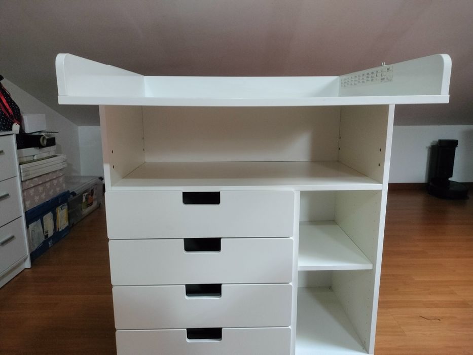 Trocador/secretária ikea