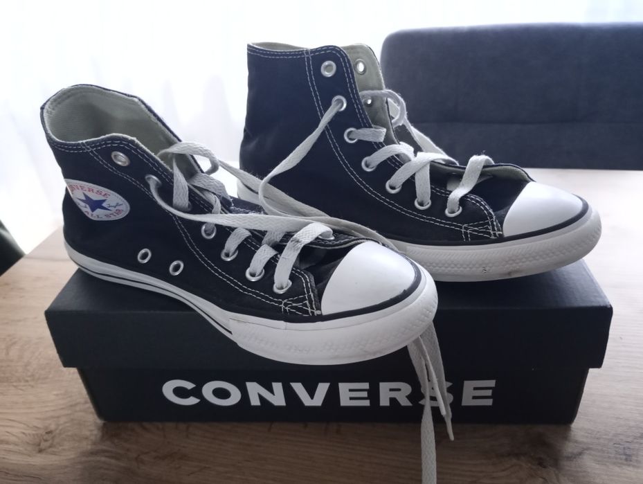 Converse roz. 35