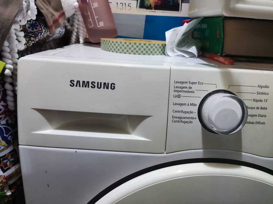 Máquina de lavar roupa Samsung Ecobubble 7kg 1400RPM