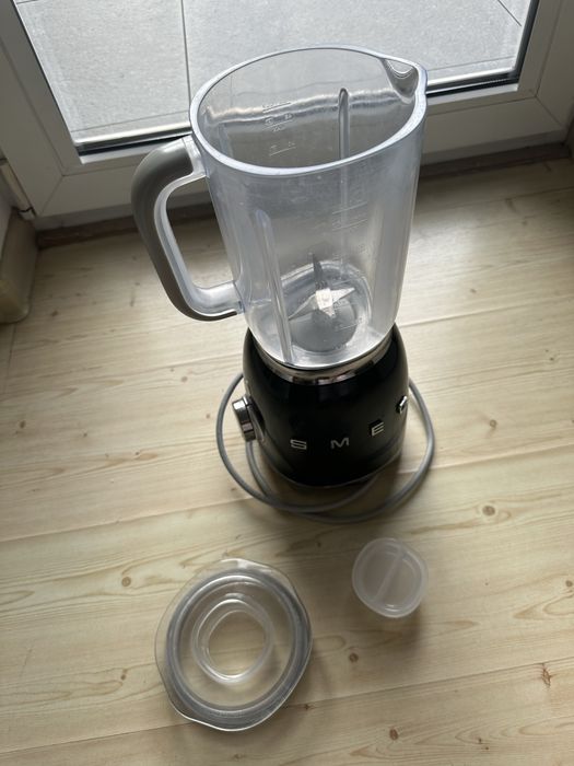 SMEG blender kielichowy