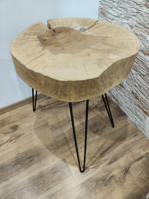 Stolik kawowy z plastra jesiona ładny duży