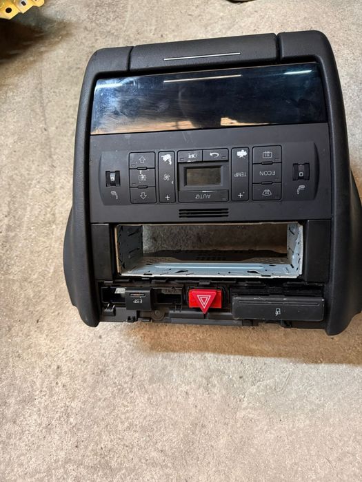 Consolas centrais Audi A3 8L, VW Golf IV, Audi A4 B6 e B7