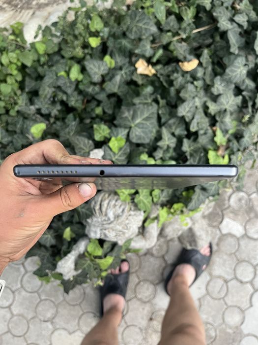 Lenovo Tab M10 HD Gen 2 у хорошому стані