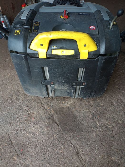 Zamiatarka Karcher KM 75/40 W
