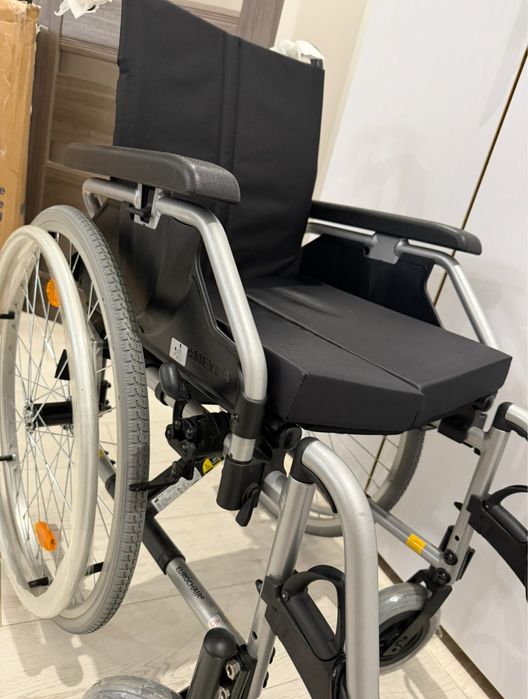 Інвалідне крісло
