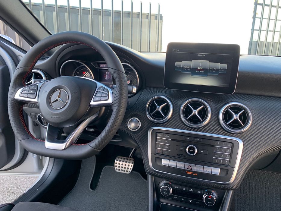 Classe A 180 Pack AMG como NOVO