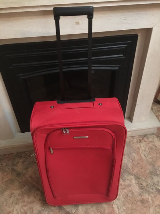 Mala Vermelha de Viagem