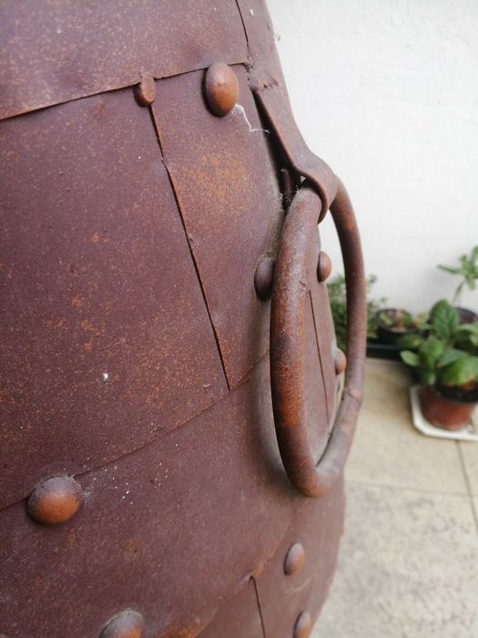 jarrao grande em metal, preço fixo