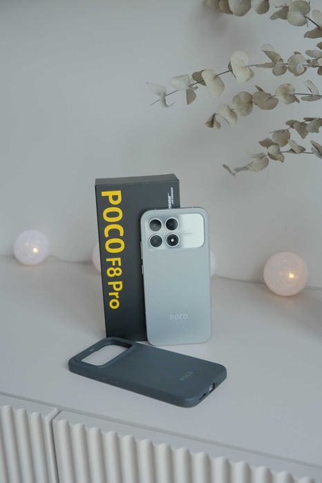 Smartfon poco F8 Pro 12 GB / 512 GB 5G srebrny Nowy