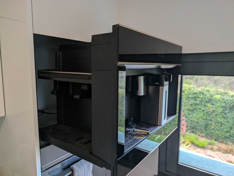 Máquina de café SMEG CMS4604NR