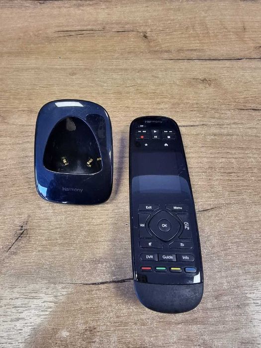 Pilot Logitech Harmony Ultimate One