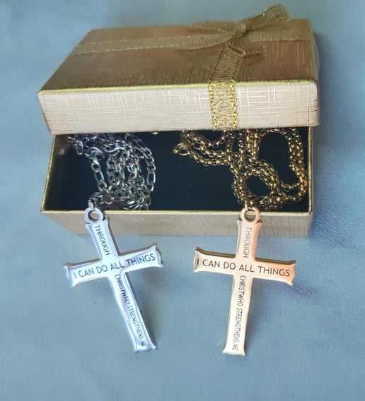 Colar 'Can do ALL' - cruz e fio