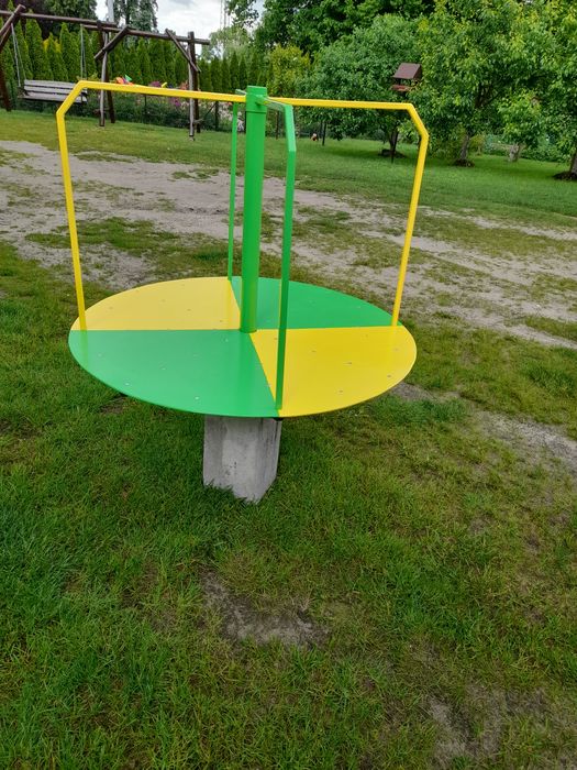 Karuzela na plac zabaw