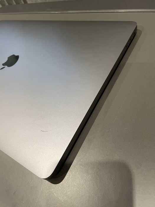 На запчасти Macbook Pro 16 2019  Gray A214 без платы (18)