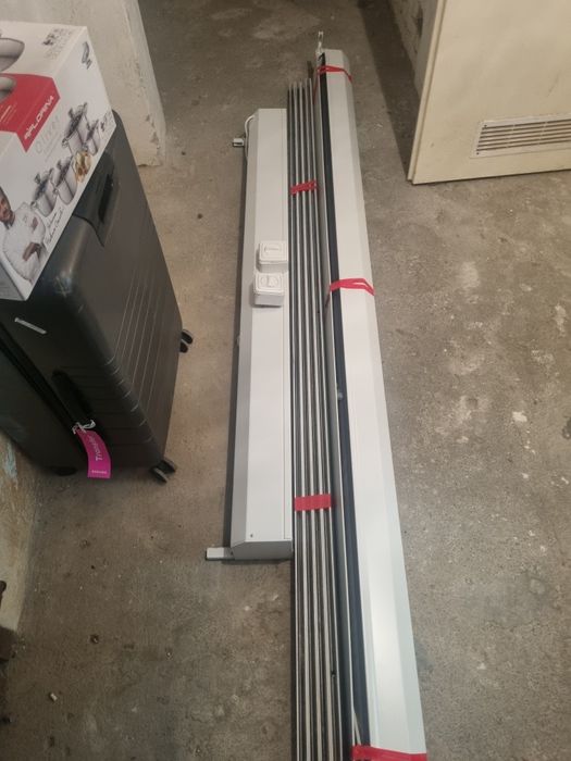 Rolety elektryczne przemysłowe materiałowe, salon, solarium