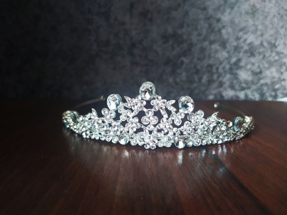 Свадебная диадема