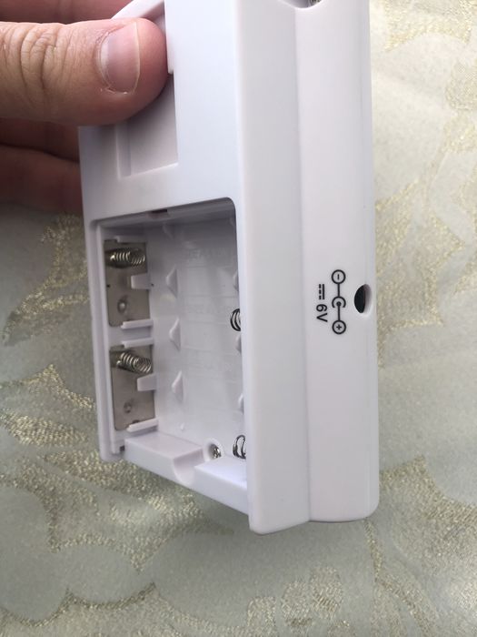 Sensor movimentos com alarme e comandos