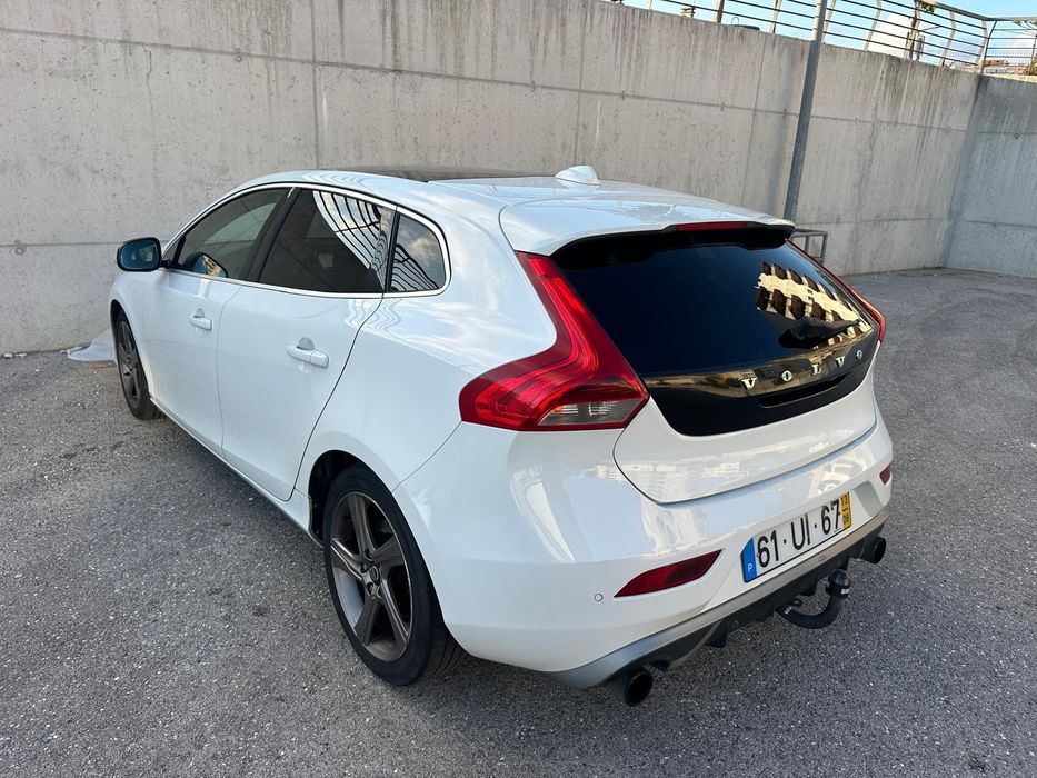Volvo V40 — fotografia 4