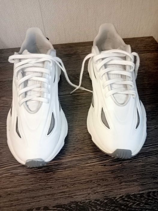 Кросівки Adidas ozweego, р.47