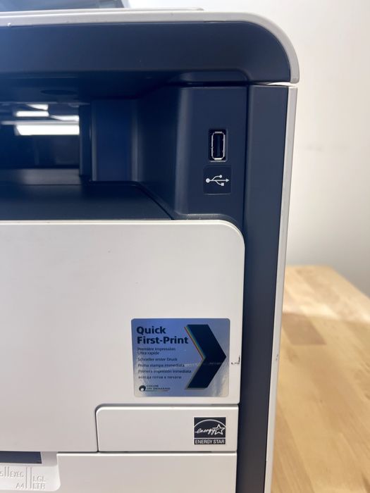 Impressora Canon i-sensys MF8230Cn