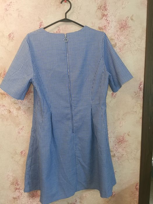 Продається платичко 42 розмір фірма reserved