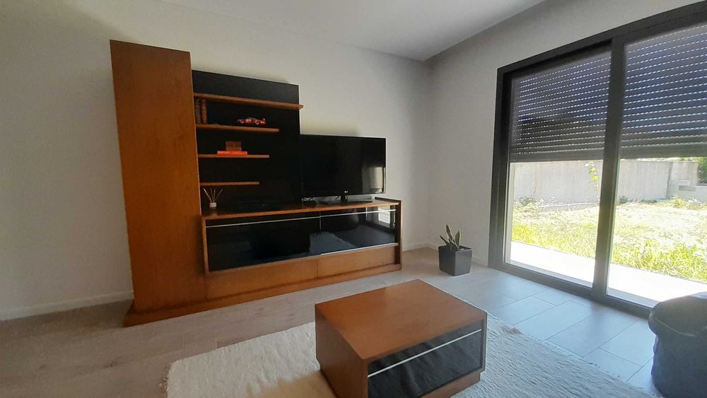 Estante de sala/TV + mesa de centro