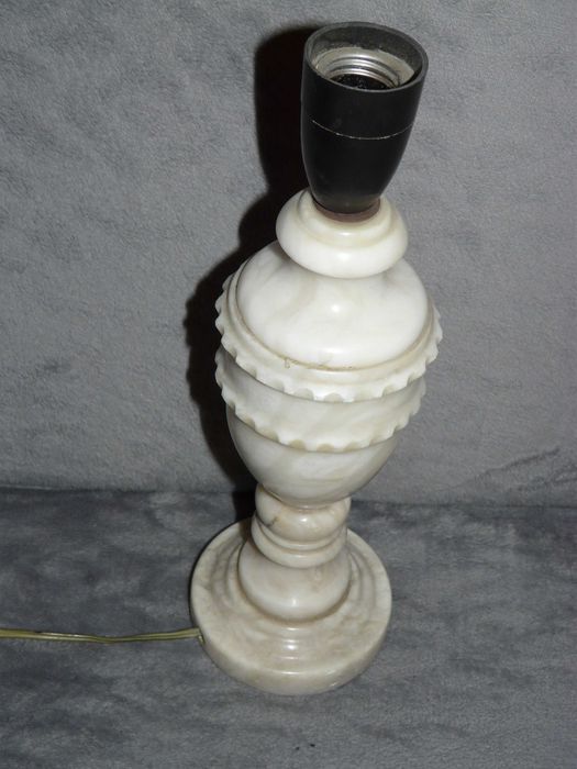 Lampa Marmurowy cokół