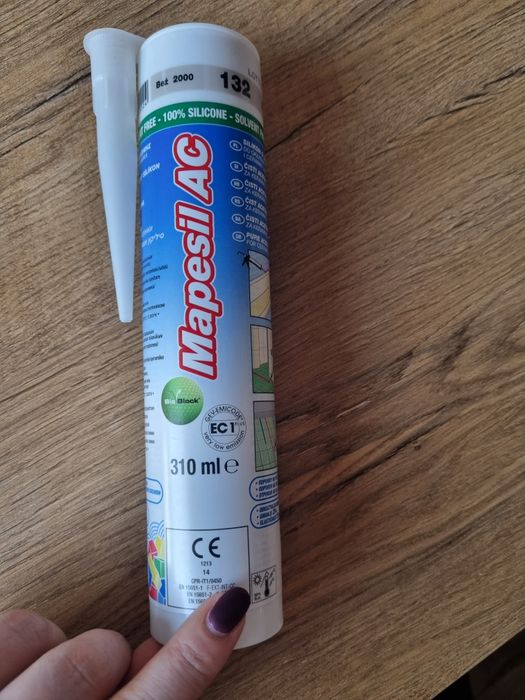 Silikon Mapei kolor 132 beż nowy