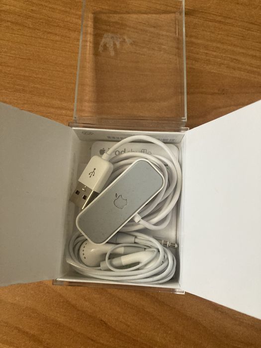 iPod shuffle A1204 1GB - 2 generacja - złoty - MP3