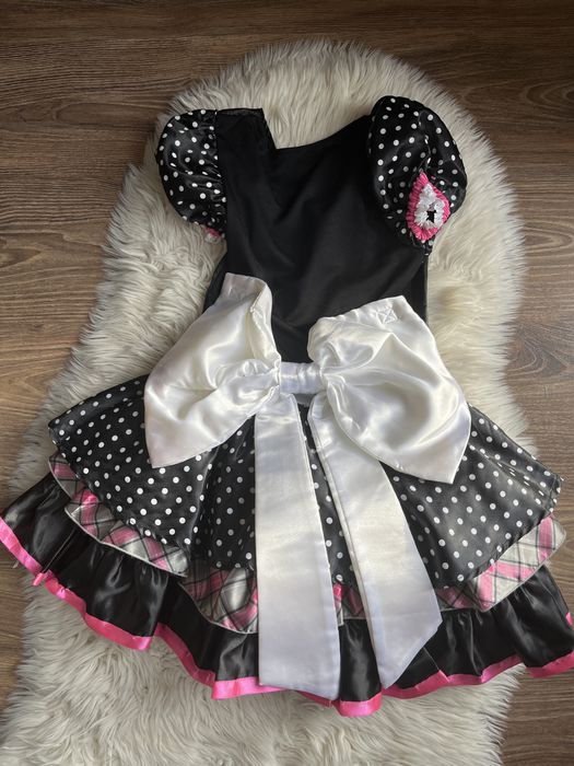 Strój , przebranie, Halloween, upiorna lalka