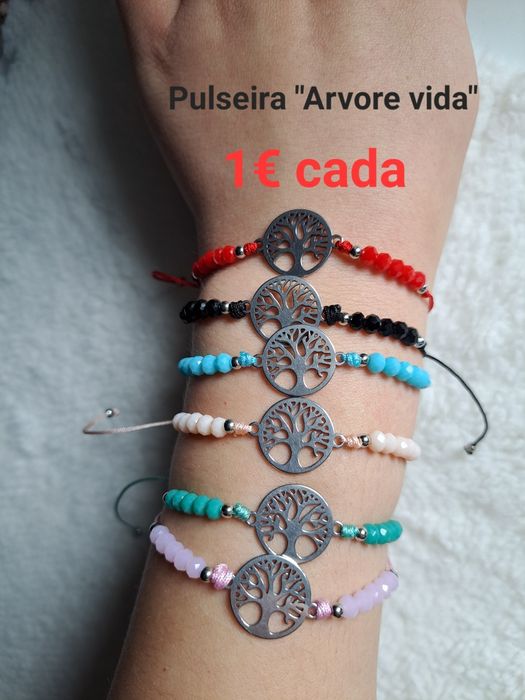 Pulseira feita à mao