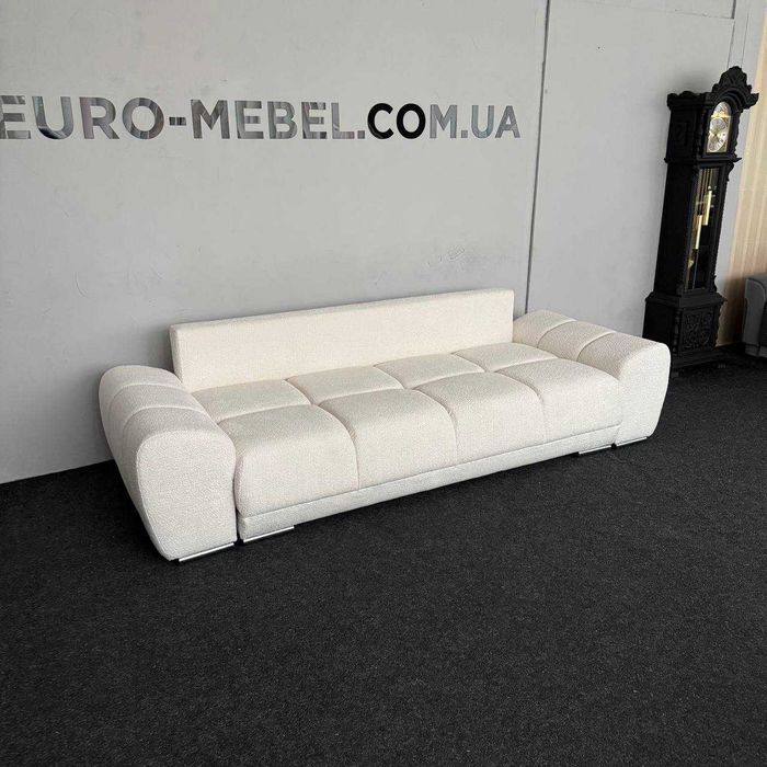 Прямий розкладний диван в тканині