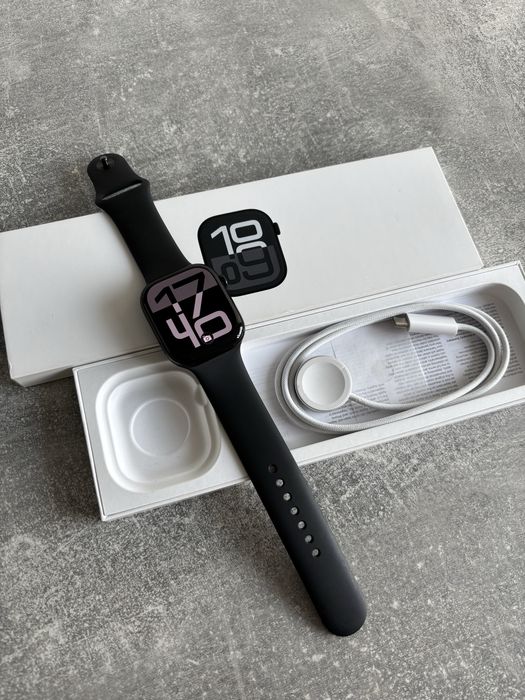 Apple Watch 10 46mm Jet Black / Акумулятор 99% / Гарний стан