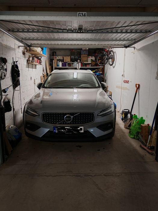 Duży Garaż 24m2 + Regały | Idealny Magazyn/Warsztat | ul. Rumiankowa