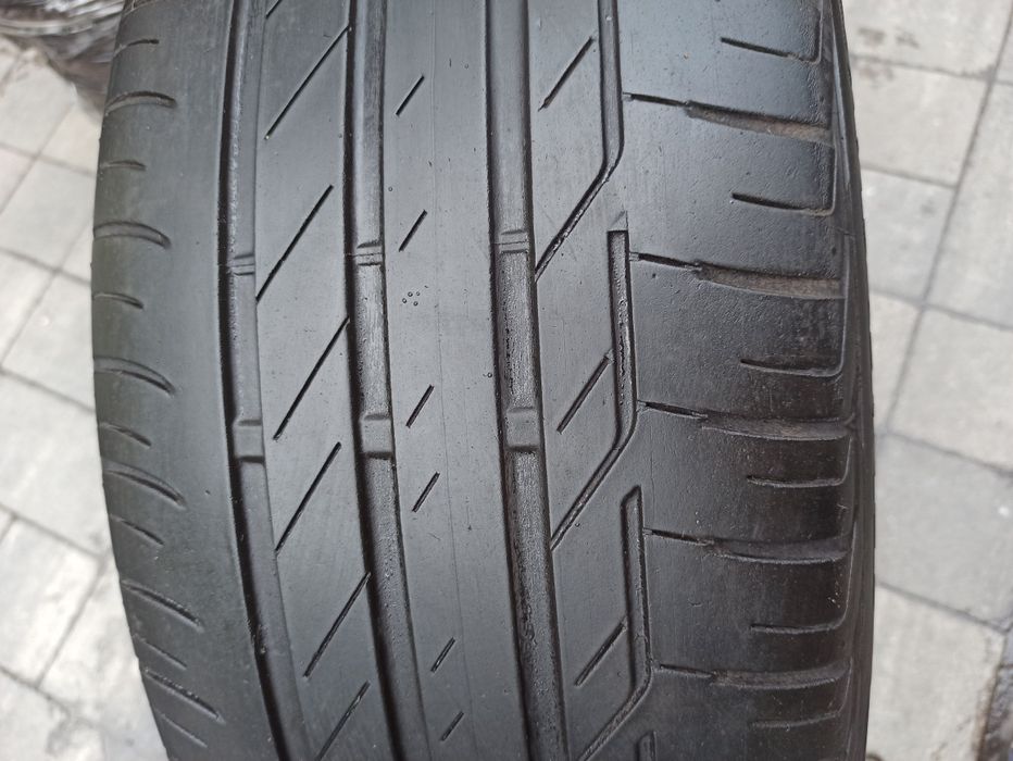 Продам ОДНО колесо 225/45 R19 Bridgestone Turanza T001