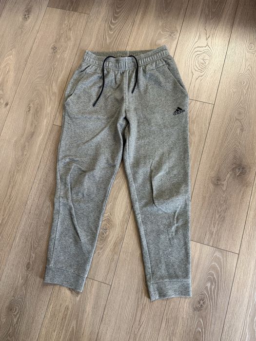 Спортивні штани Adidas розмір S