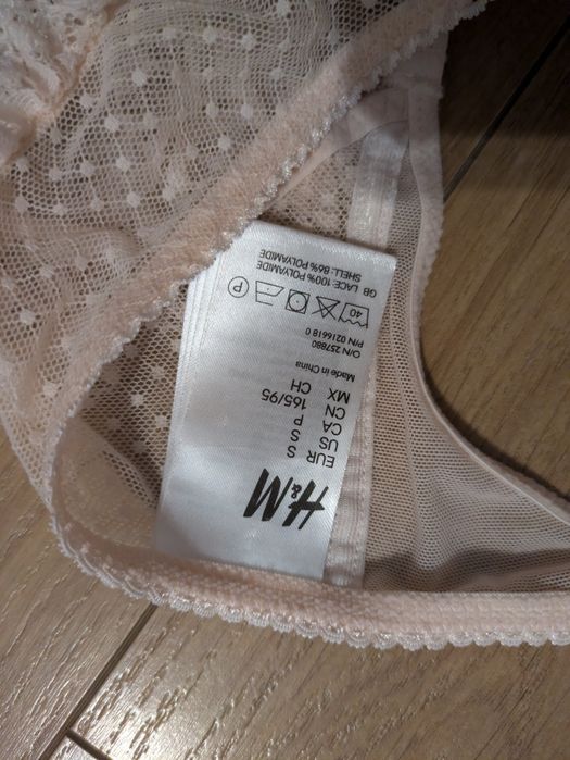 Pas do pończoch S H&M