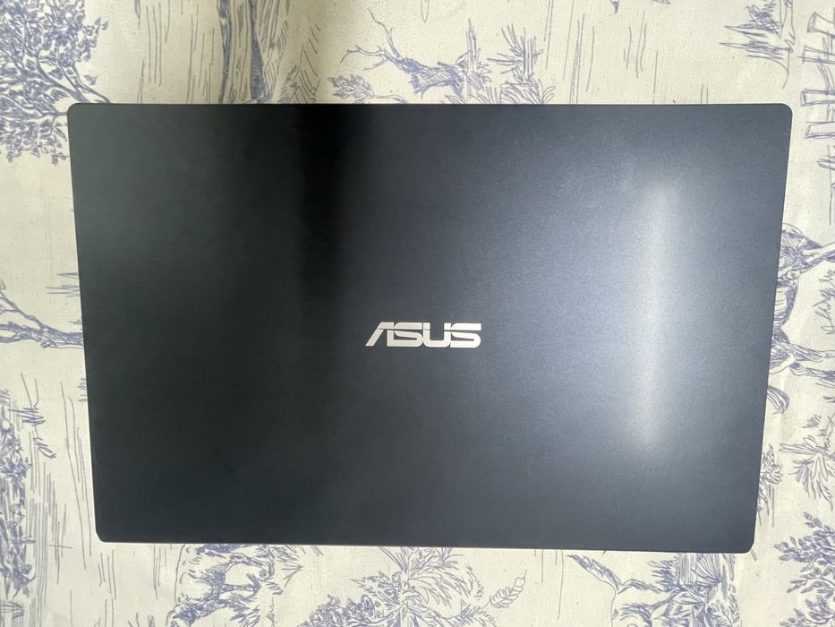 Ноутбук ASUS E510