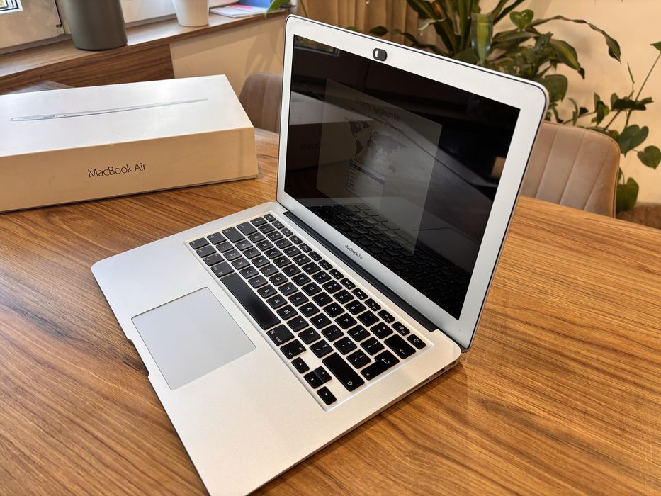 MacBook Air A1466 Zadbany Okazja laptop