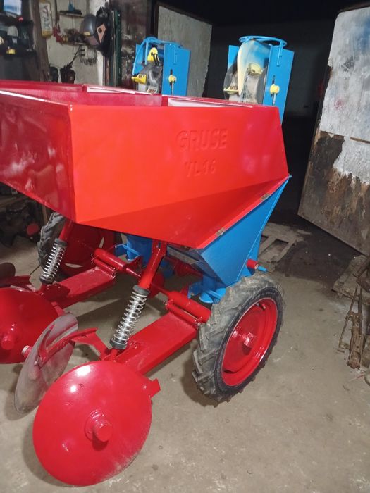 Картоплесаджалка Саджалка Картоплі Hassia Unia GruseVL16 VL17