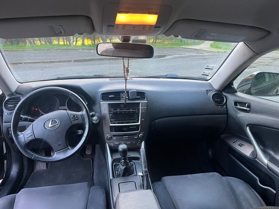 Lexus IS 220D 177cv