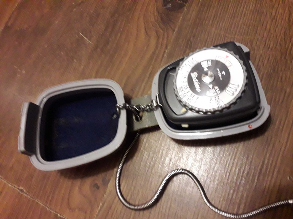 Światłomierz Gossen Sixtino lightmeter szary w etui torb